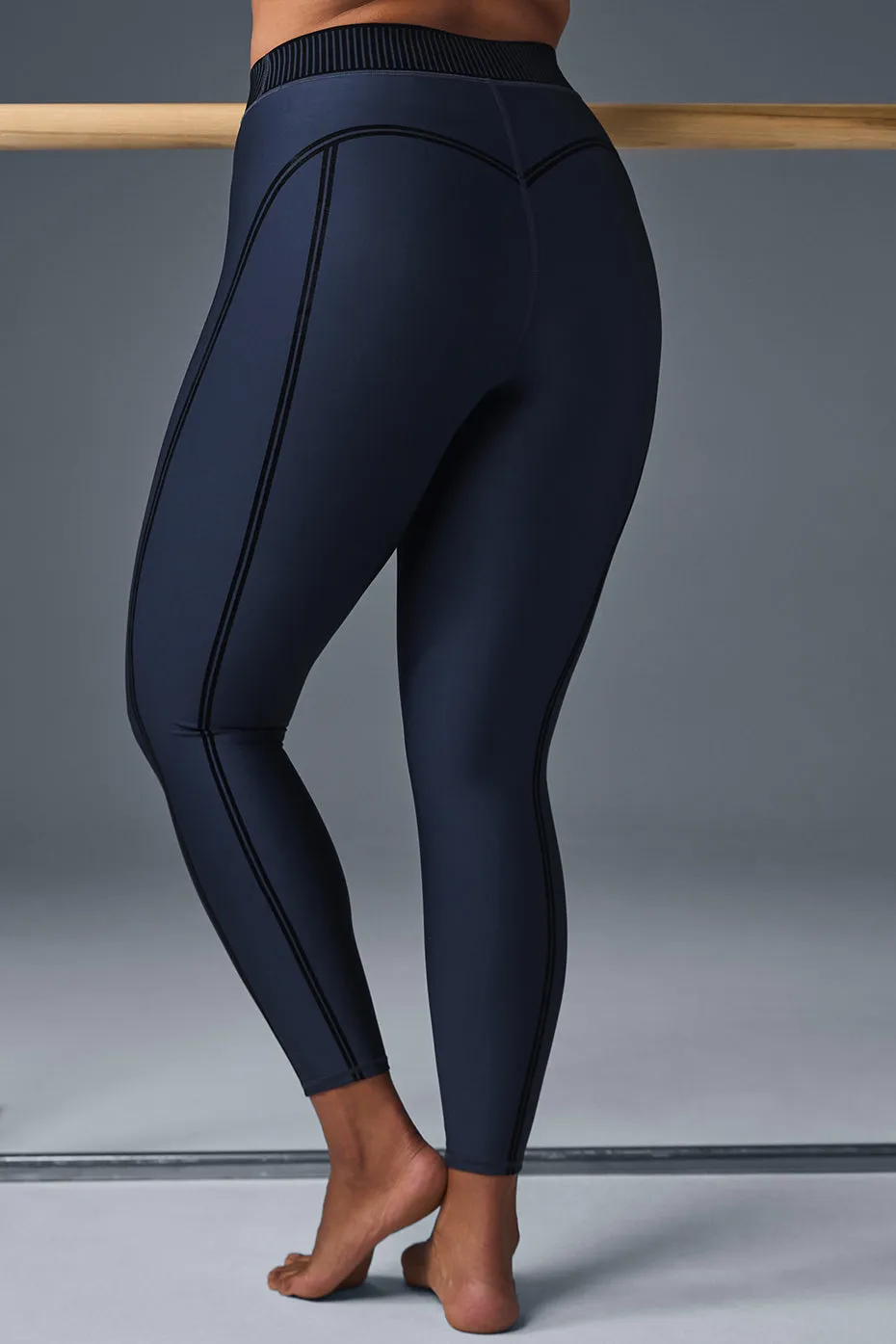 Airlift High-Waist 7/8 Line Up Legging - Navy